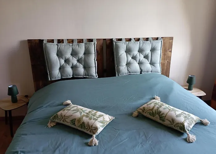 Bed & Breakfast Ou Deux Dans Demeure Historique Montmartin-en-Graignes